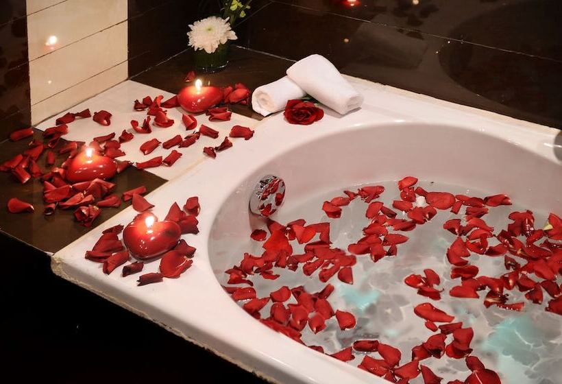 エクゼクティブスイート, Qaser Al Hamra By Warwick