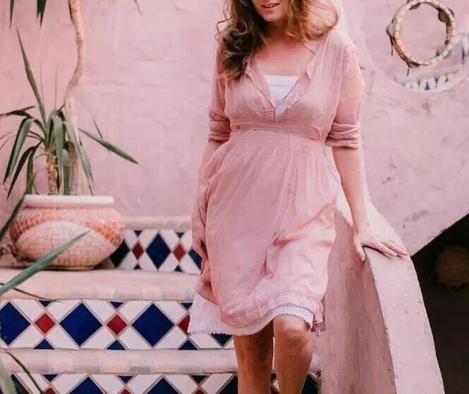 اتاق استاندارد سه نفره, Alf Leila Boutique