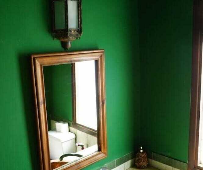 سوییت, Alf Leila Boutique