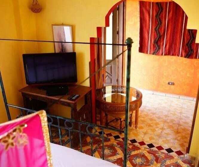 سوییت, Alf Leila Boutique