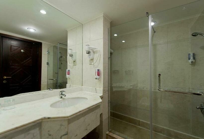 اتاق استاندارد با چشمانداز استخر, Amphoras Beach Ultra All Inclusive