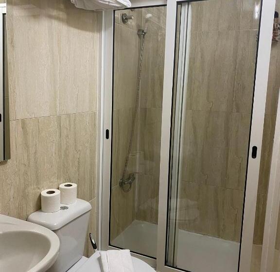 اتاق اکونومی, Braganca Oporto