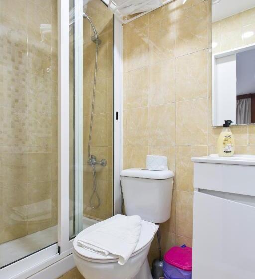 اتاق استاندارد سه نفره, Braganca Oporto