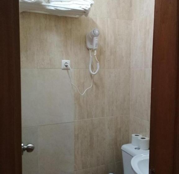 اتاق استاندارد یک نفره, Braganca Oporto