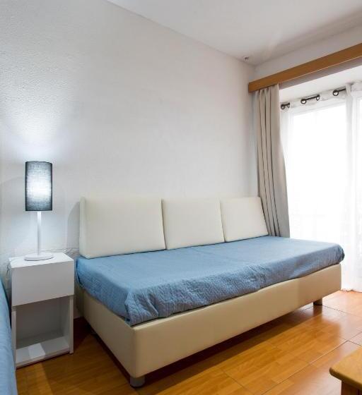 اتاق استاندارد سه نفره, Braganca Oporto