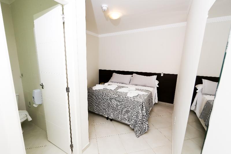 חדר דלוקס, Das Nações