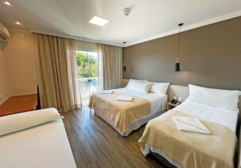 חדר סטנדרט לארבעה, Das Nações