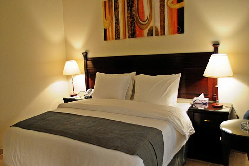 Номер Стандарт, Executives Hotel   Azizia