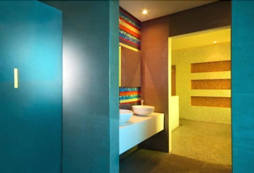 اتاق لوکس, Hues Boutique