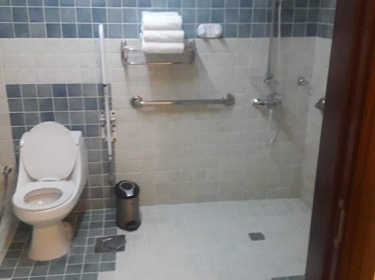 四人标准间, Mawaddah Al Waha