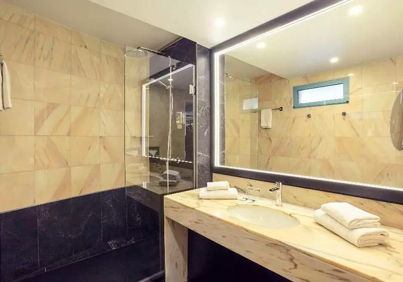 اتاق کلاسیک, Mercure Paris Saintouen