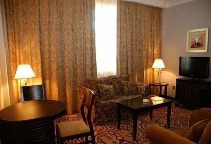 سوییت خانوادگی, Sharjah Palace