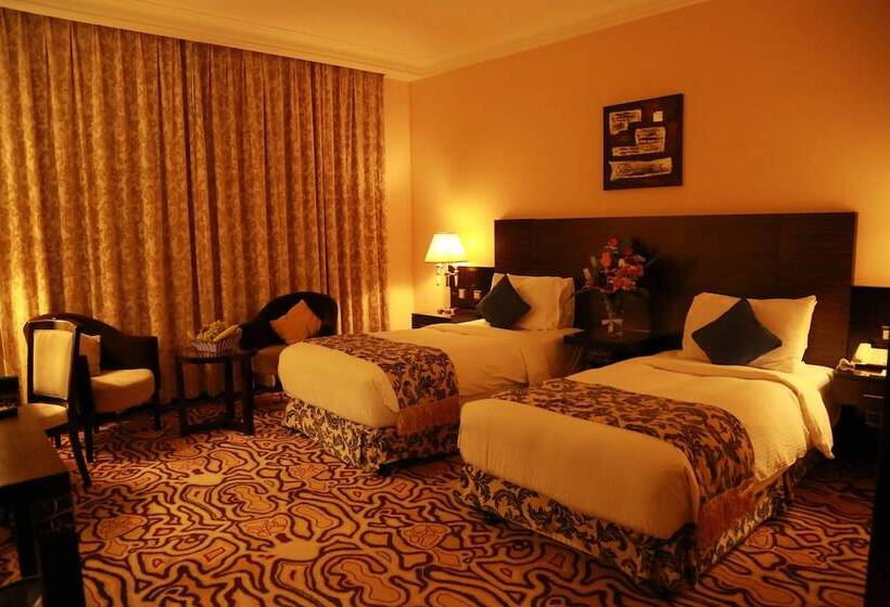 سوییت خانوادگی, Sharjah Palace