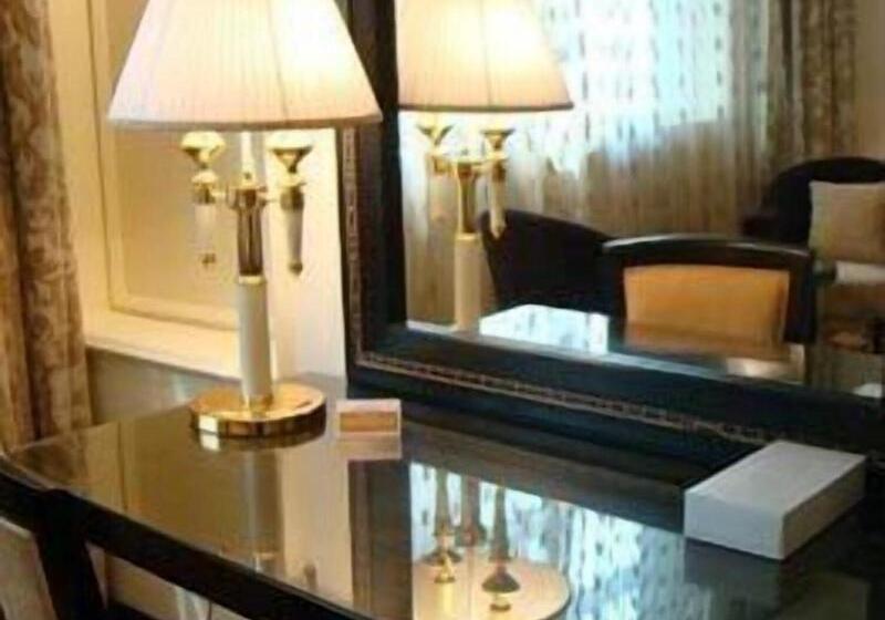 سوییت اجرایی, Sharjah Palace