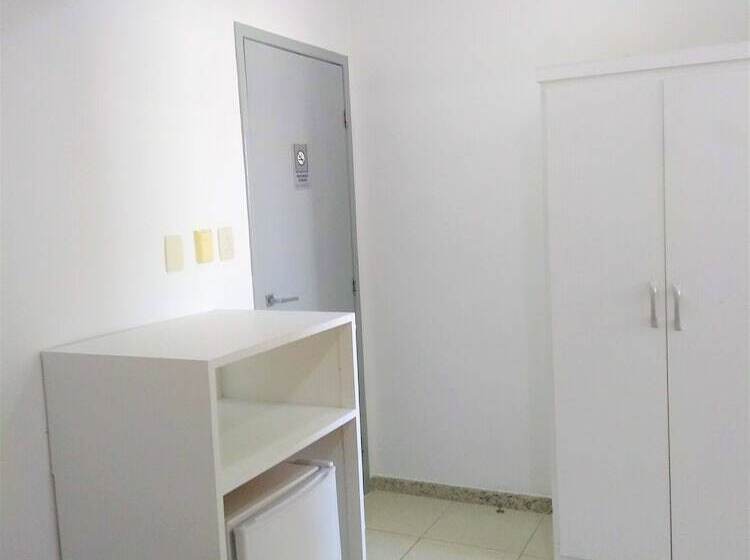 חדר סטנדרט לשלושה, Simas Praia