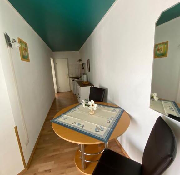 バルコニー付き１ベッドルームアパートメント, Aparthotel  Zur Müritz