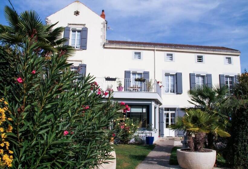 ファミリールーム, La Maison De Vénus