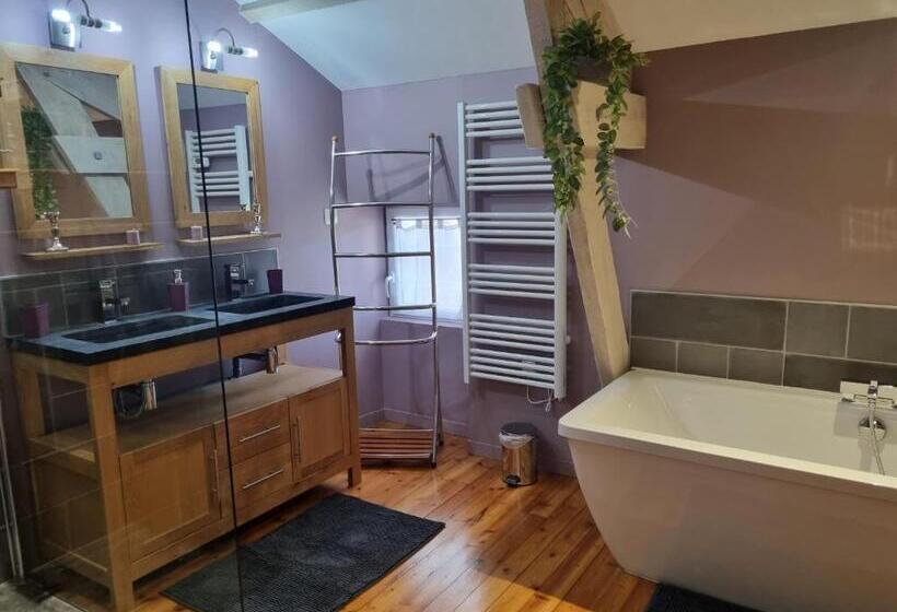 ファミリールーム, La Maison De Vénus