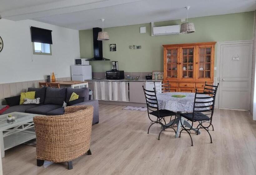 庭の見える1ベッドルームアパートメント, La Maison De Vénus