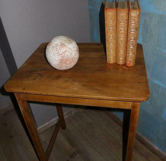 غرفة قياسية, Le Moulin De Saint Julien