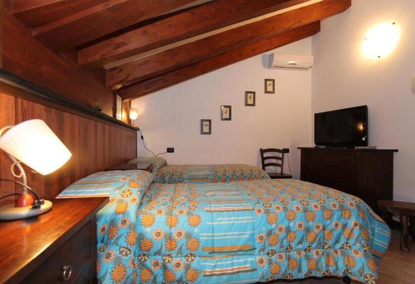 Номер Стандарт Трехместный, Albergo Santo Spirito