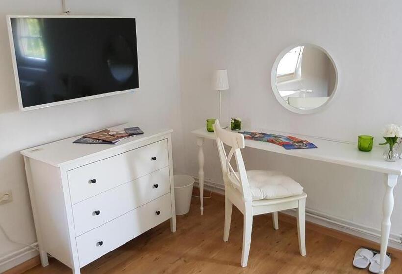 Standard room with outdoor bath, Süntelhof