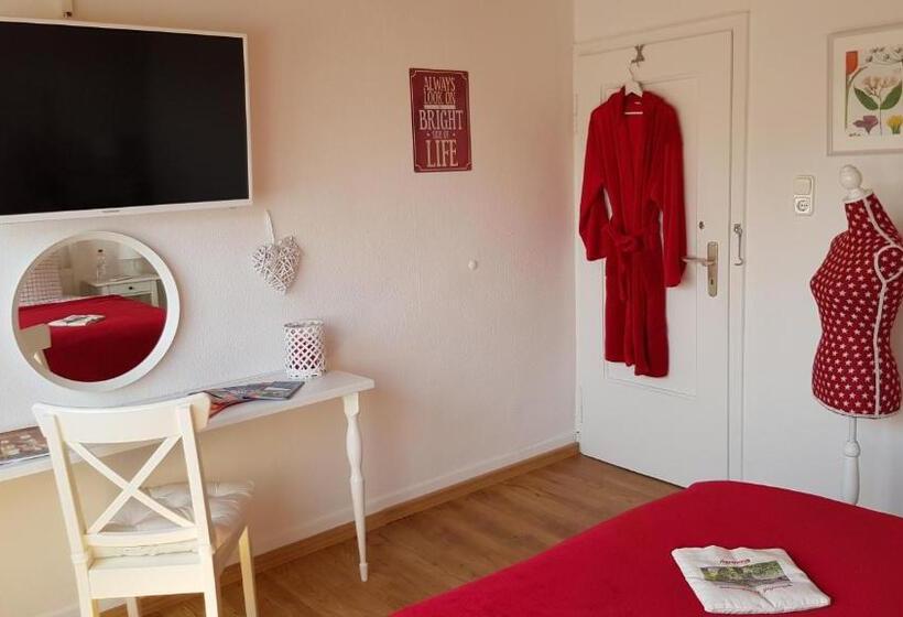 Standard room with outdoor bath, Süntelhof