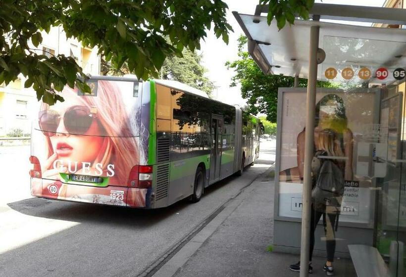 اتاق استاندارد چهارنفره با سرویس بهداشتی مشترک, Romeo & Juliet Non