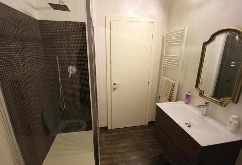 اتاق استاندارد, Romeo & Juliet Non