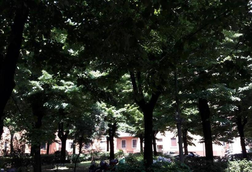 اتاق استاندارد چهار تخته, Romeo & Juliet Non