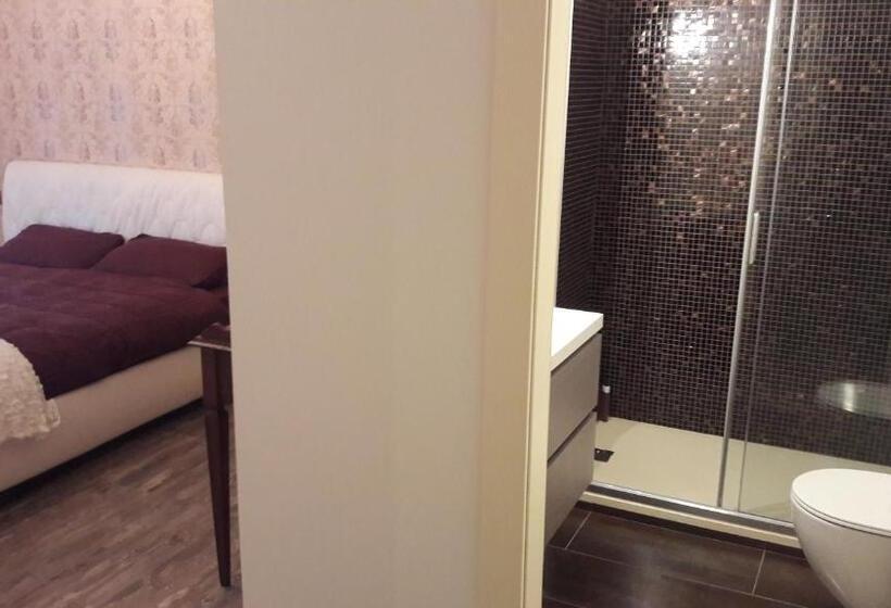 اتاق سوپریور سه تخته, Romeo & Juliet Non