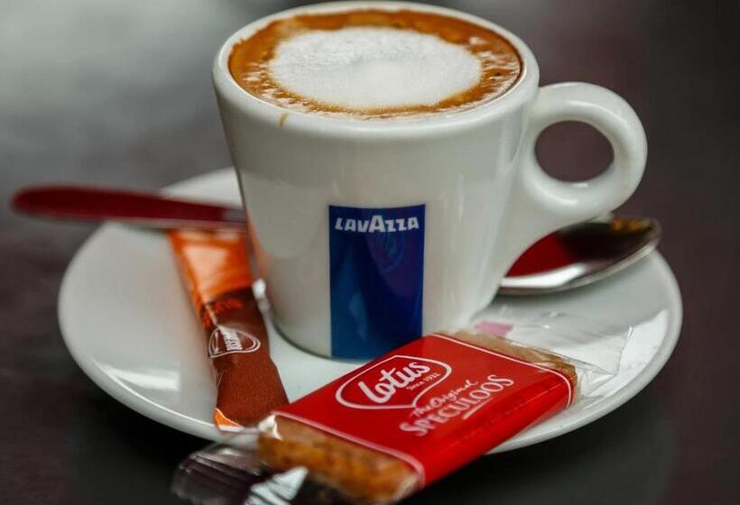 آپارتمان 2 خوابه, Romeo & Juliet Non