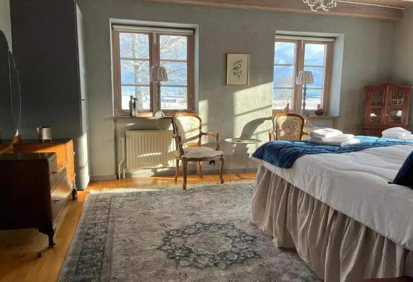 اتاق سوپریور با تخت بزرگ, Mellby Atelier På österlen
