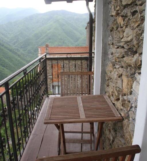 חדר דלוקס עם מרפסת, Bed & Breakfast Triora Medievale