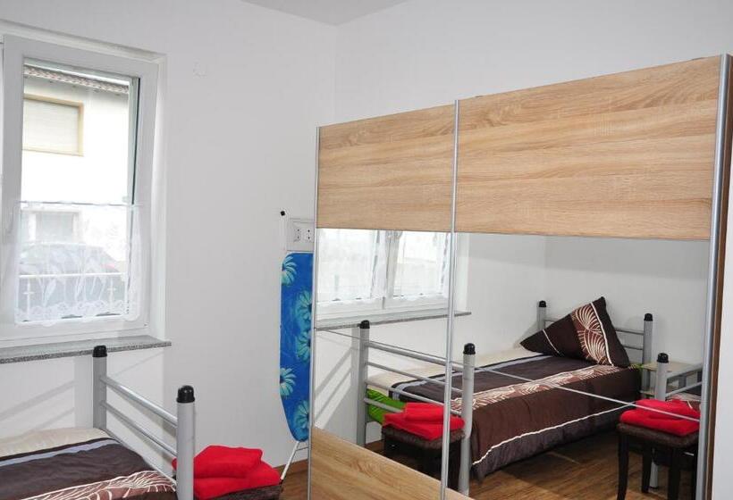 דירת חדר, Ebersheim Luxus Plaza