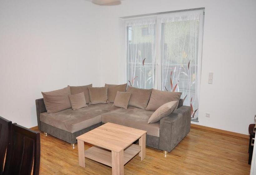 דירת חדר, Ebersheim Luxus Plaza