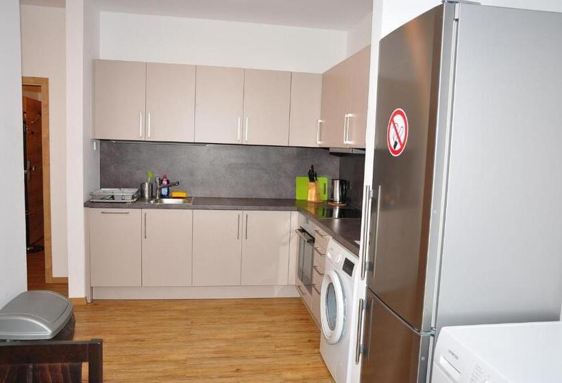 דירת חדר, Ebersheim Luxus Plaza