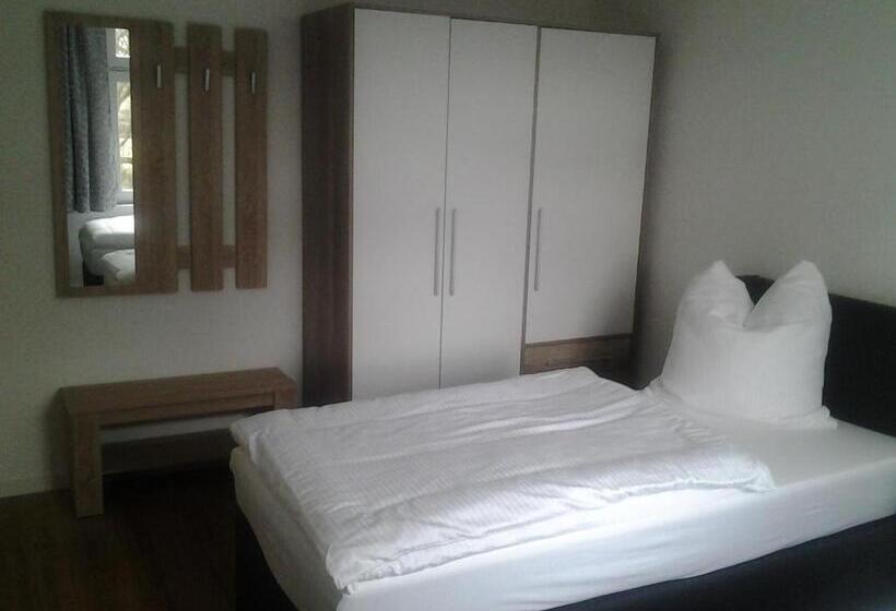 חדר סטנדרט חדר אמבטיה משותף, Gästezimmer In Lindenau