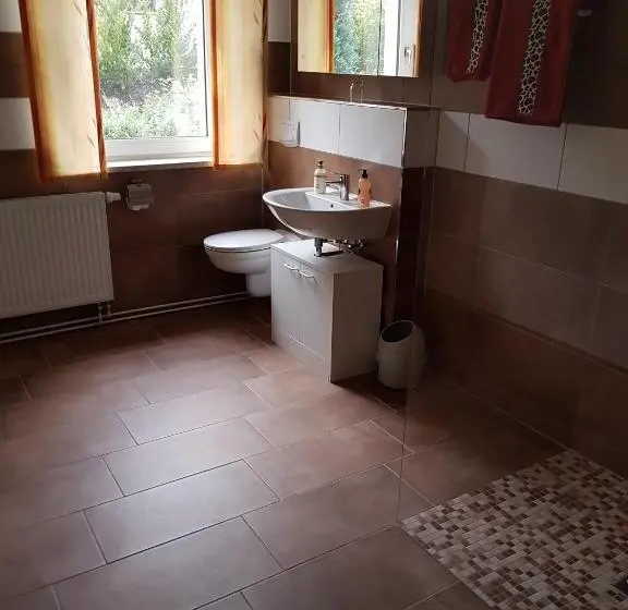 Standard Yhden Hengen Huone, Haus Andrea