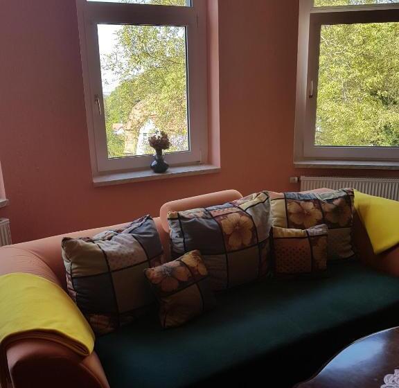 סוויטה נוף להרים, Haus Andrea