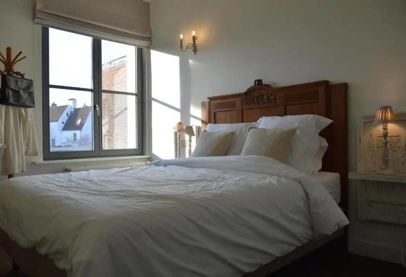 スタンダードルーム, B&b In Den Roden Schilt