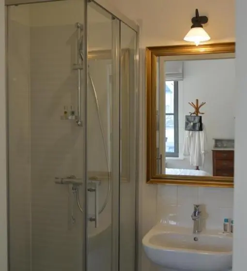 スタンダードルーム, B&b In Den Roden Schilt