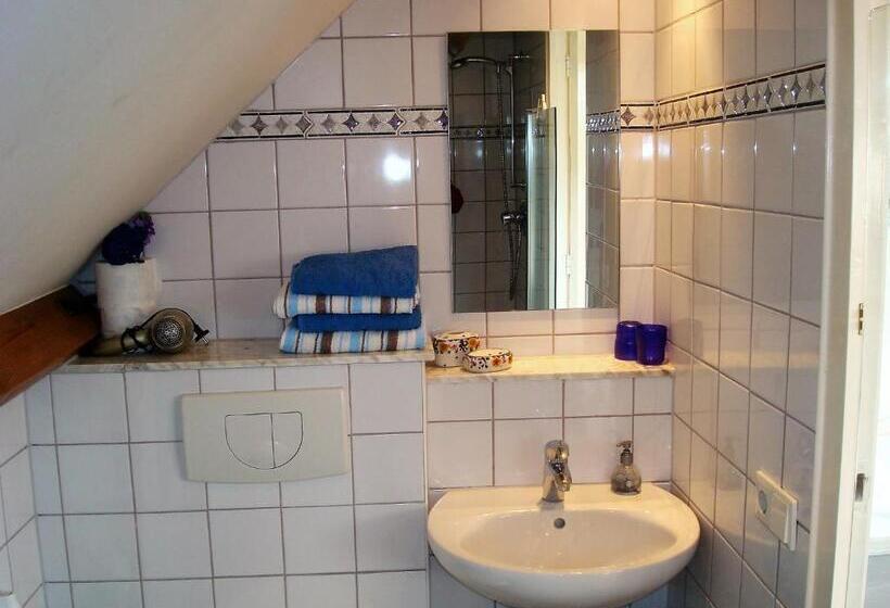 Quarto Estandar Vista Jardim, Bed En Boterham