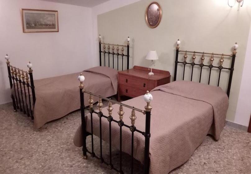 Семейный Номер, Villa 2 Fields