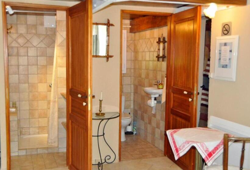带大床的标准间, Chambre D Hôte Anais
