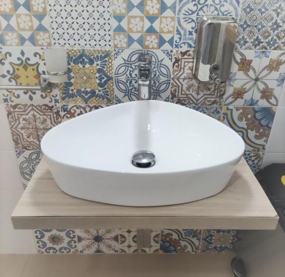 标准间, Imama Rooms