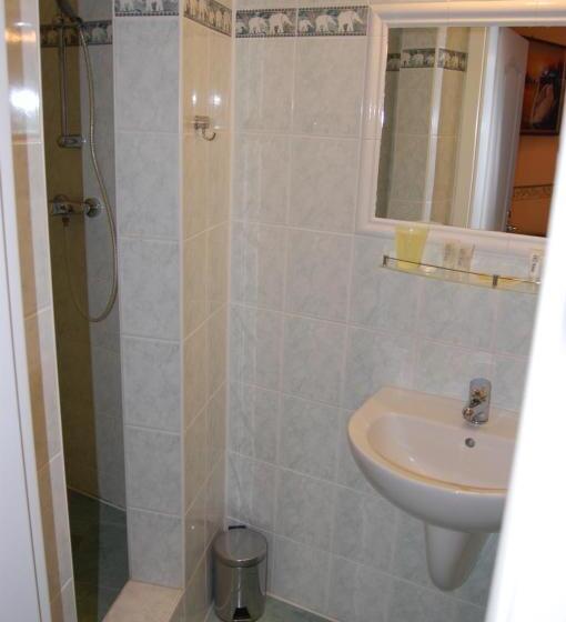 חדר סטנדרט לשלושה, Penzión Zuzi