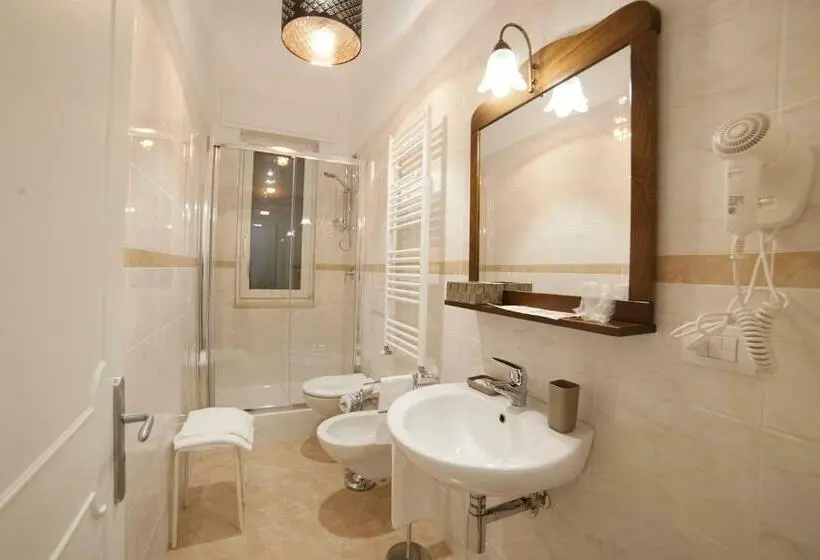 اتاق لوکس, Persio31