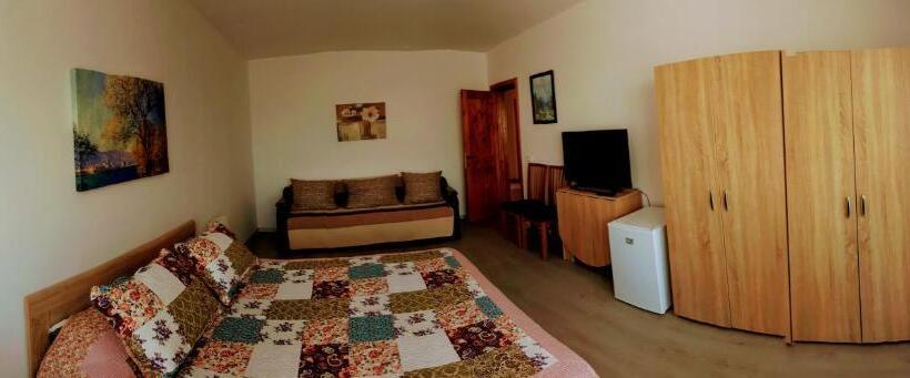 Номер Стандарт с Балконом, Villa Sanitas