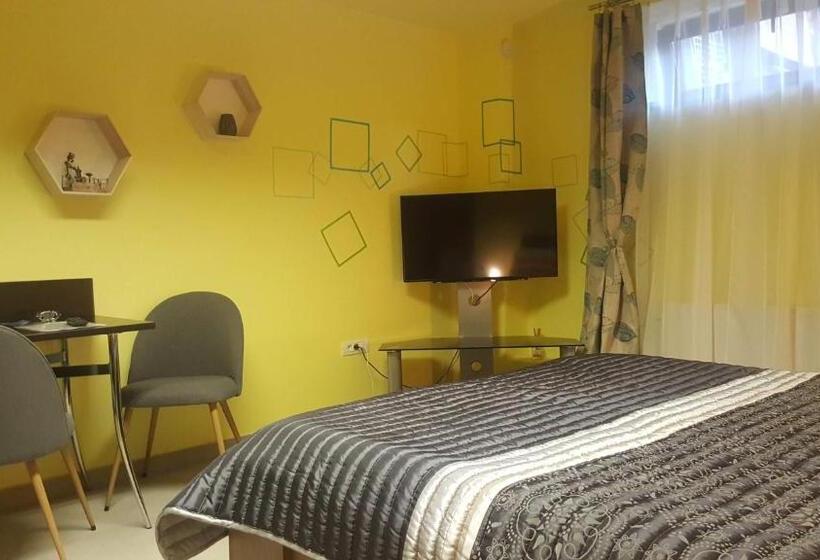 Семейный Номер, Villa Sanitas